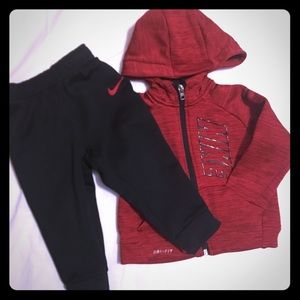 Nike Dry Fit jogging suit